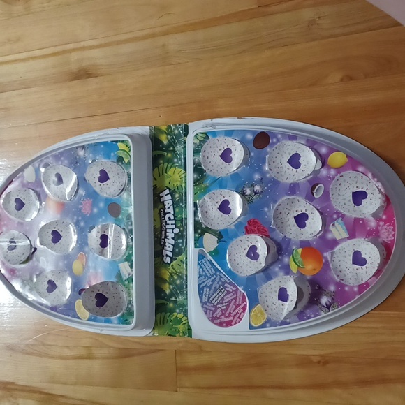 Hatchimals collEGGtibles Sweet Smelling 16-Pack - Picture 5 of 11